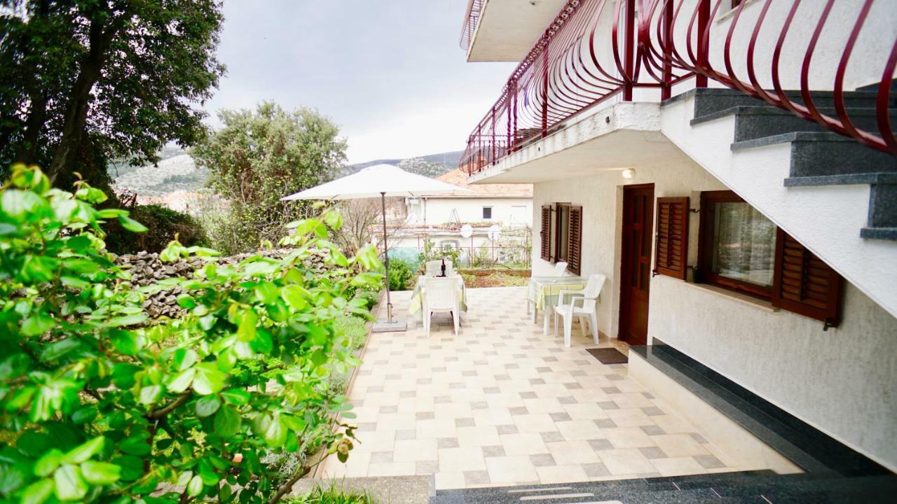 La Vida Loca Seget Vranjica Exterior foto