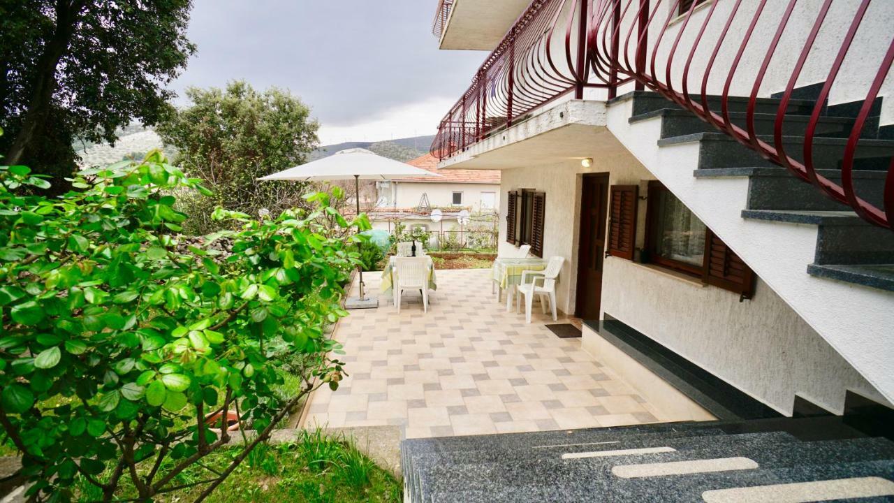 La Vida Loca Seget Vranjica Exterior foto